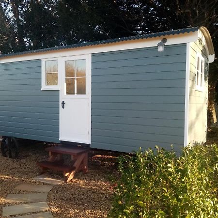 Yew Tree View Luxury Shepherd'S Hut Sturminster Newton Eksteriør bilde