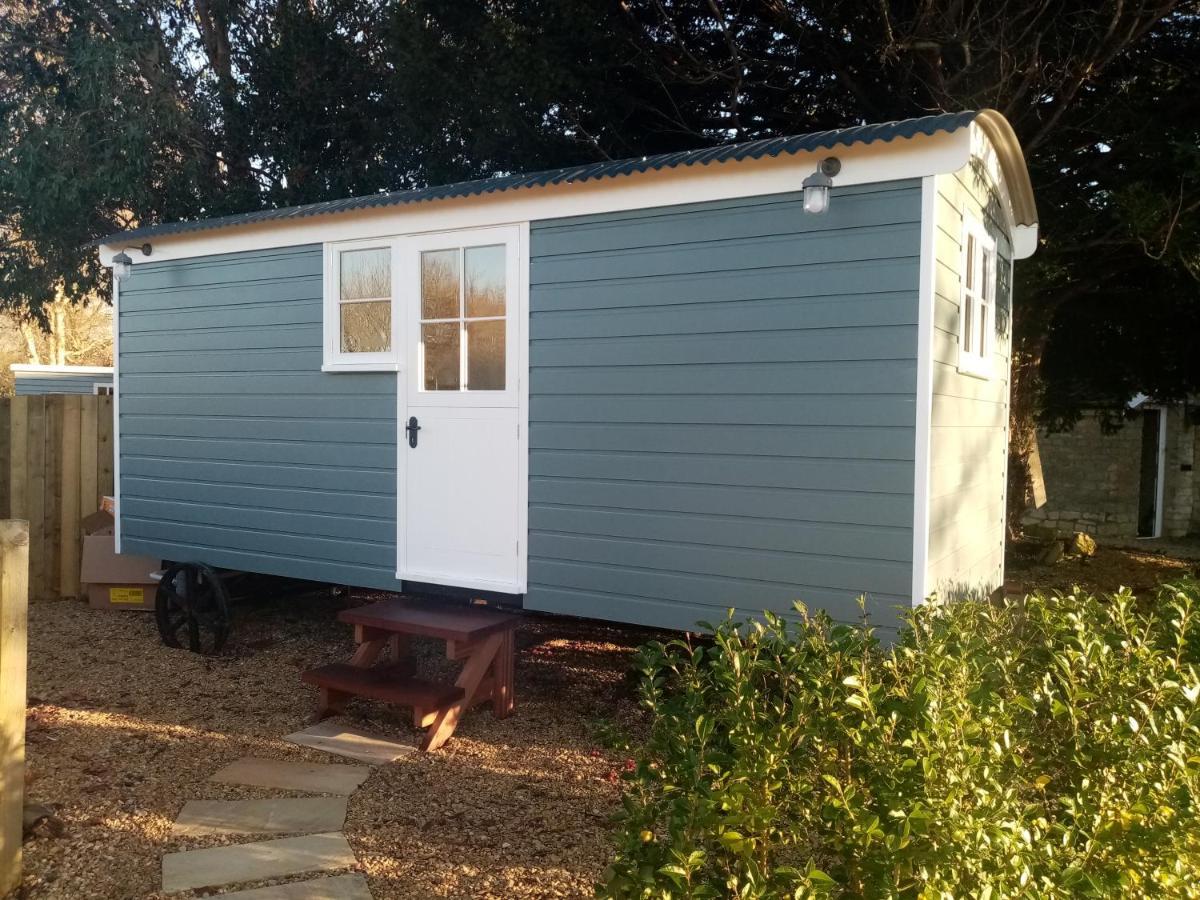 Yew Tree View Luxury Shepherd'S Hut Sturminster Newton Eksteriør bilde
