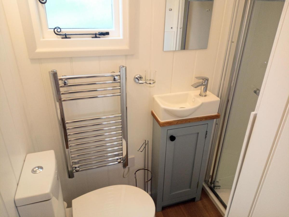 Yew Tree View Luxury Shepherd'S Hut Sturminster Newton Eksteriør bilde